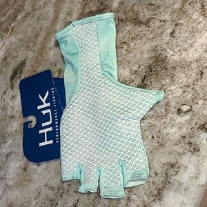 NWT Huk fishing glove